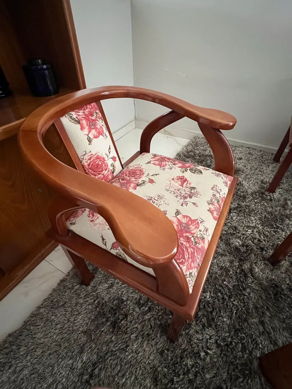 Conjunto de Cadeiras com Centro