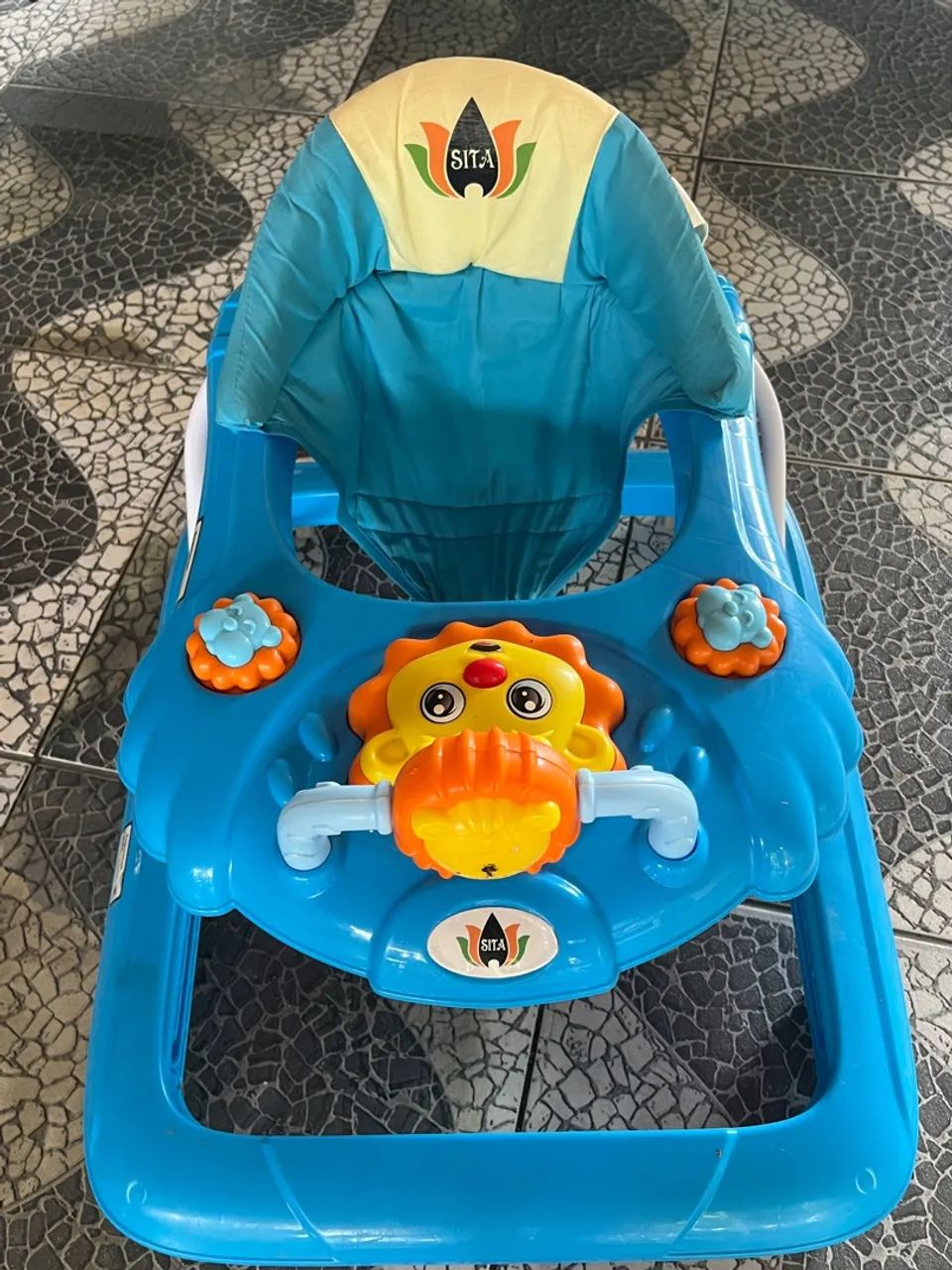 andador para bebê 