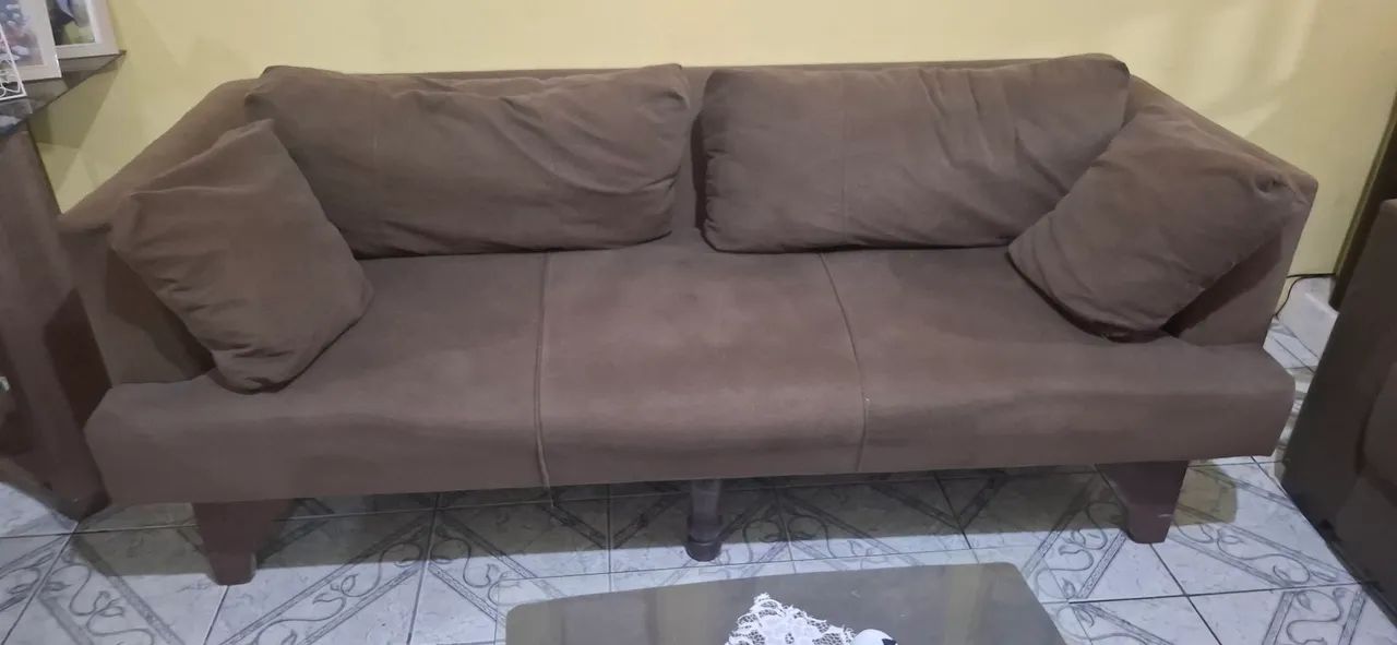 Complete living room.65579523234307120