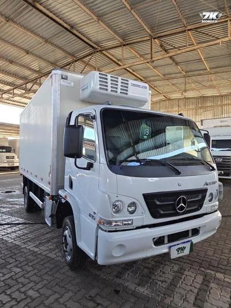 MERCEDES-BENZ ACCELO 815 2013 - Foto 2