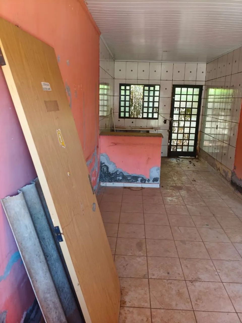Vendo otima casa quintada e escriturada  - Foto 5