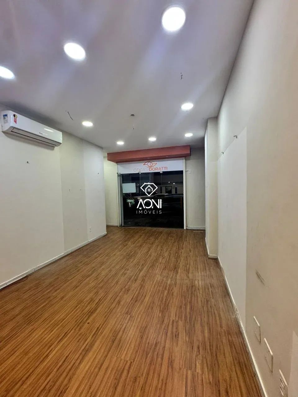 Loja Comercial para Alugar em Praia da Costa  Excelente Localização REF: 8253