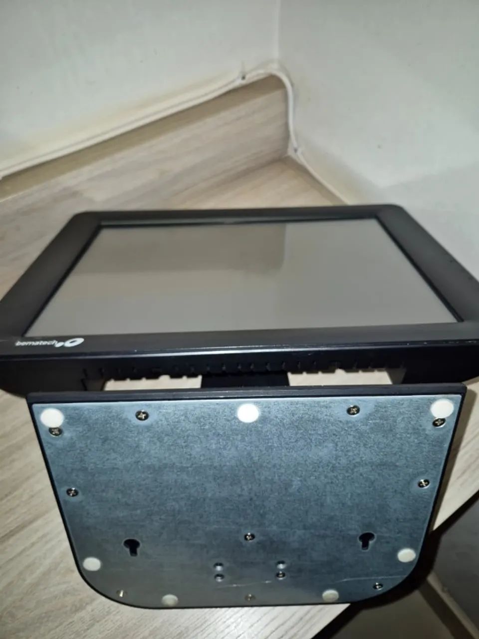 Monitor Touchscreen Bematech 15' (Caixa de vendas; Comercio) - Foto 5