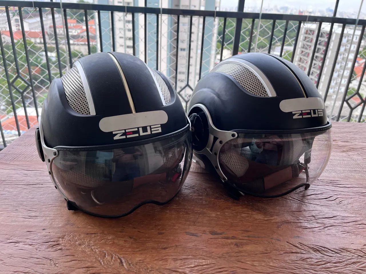 Capacete Zeus Aberto A RETIRAR - O PAR  - Foto 4