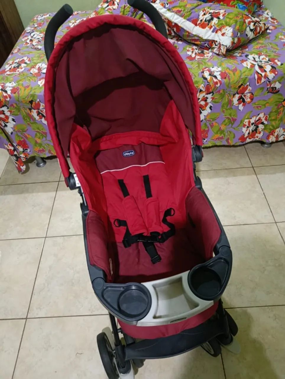 Carrinho de bebê de passeio Chicco - Foto 2
