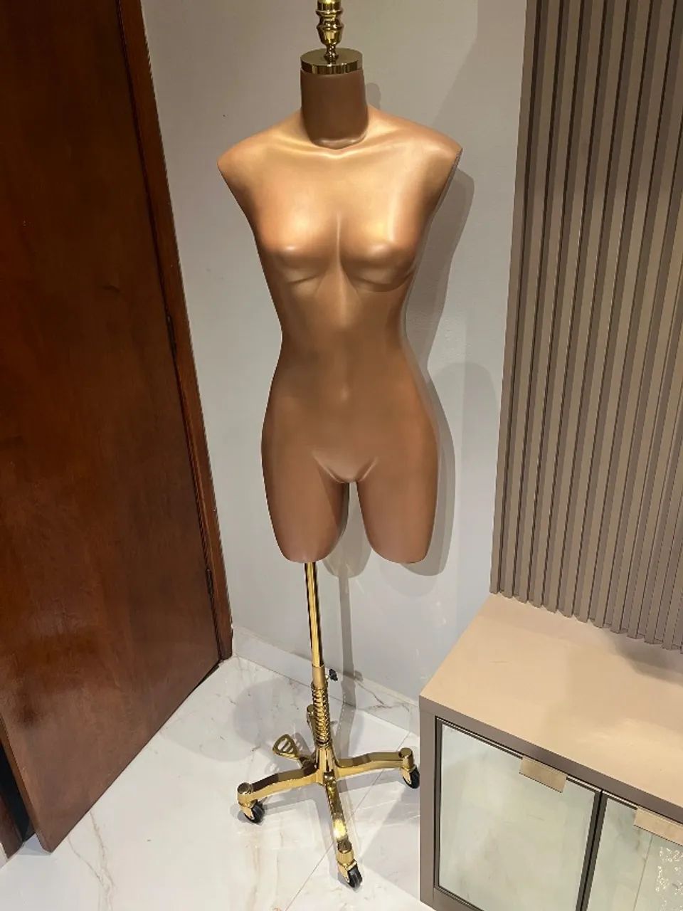 Manequim Feminino  - Foto 3