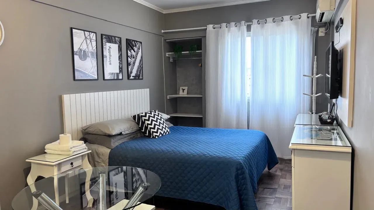 Vendo kitnet mobiliada e decorada no centro de Camboriu! - Foto 2