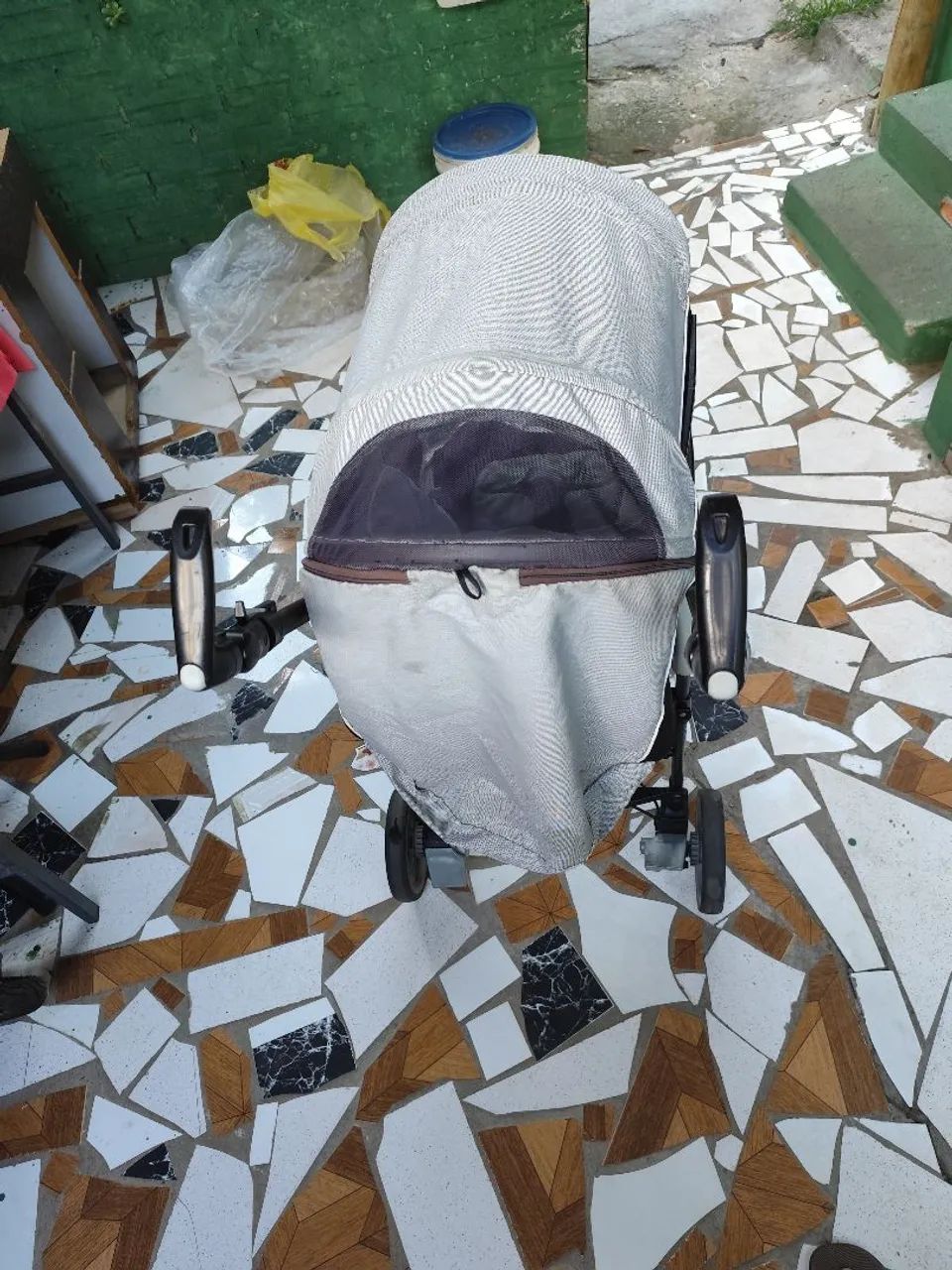 Vendo um carrinho de bebê com o Moisés  - Foto 2