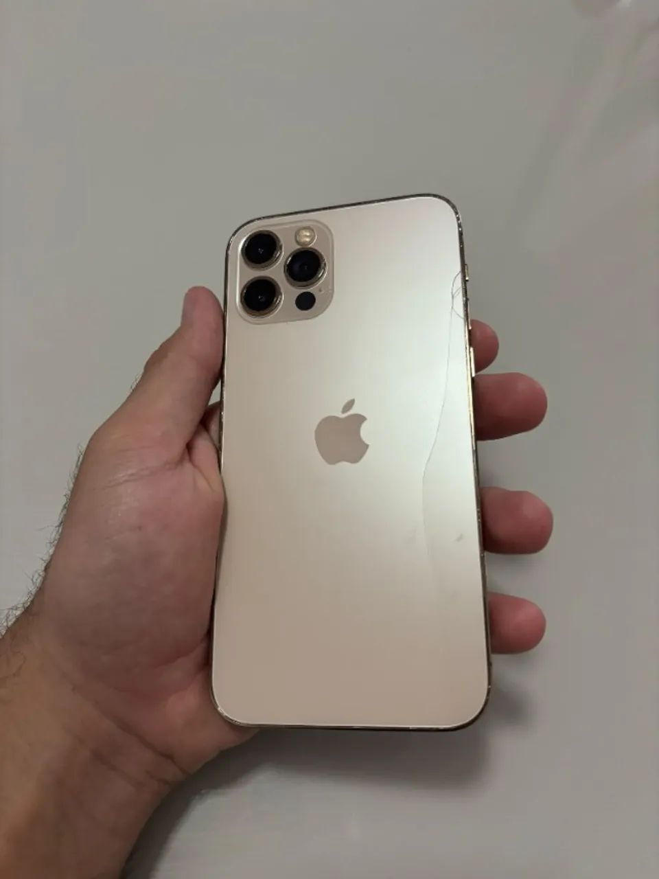 Iphone 12 Pro 128GB dourado  - Foto 3