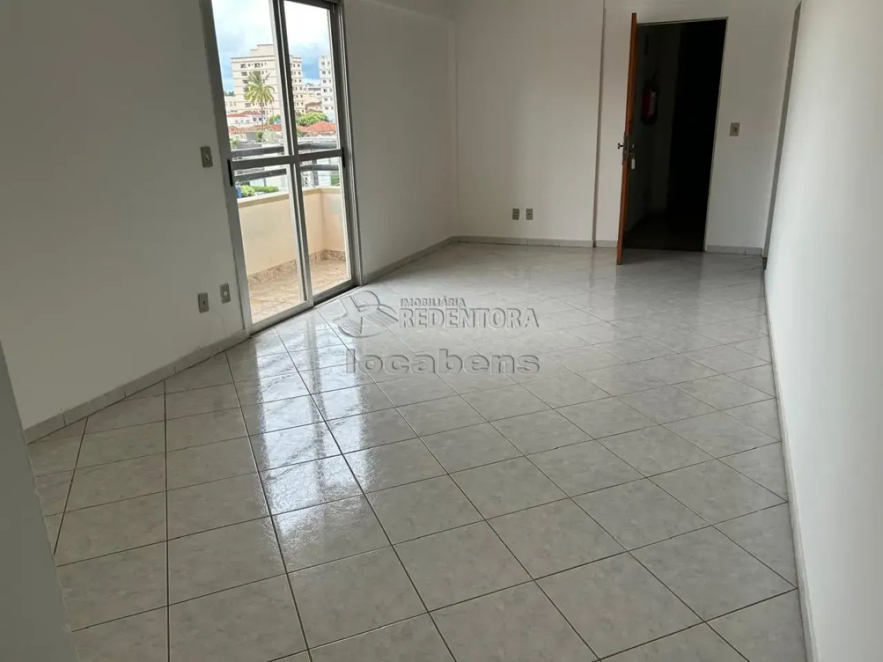 Boa Vista / Edifício Scalon Giroldo - Apartamento de 3 dormitórios com sacadas e sala com  - Foto 5