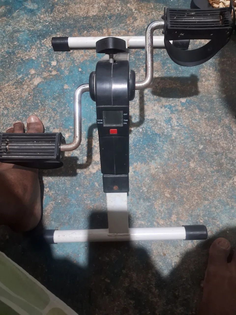 Mini bicicleta ergometrica boa pra levar pra onde você quiser baratinho por apenas 120 