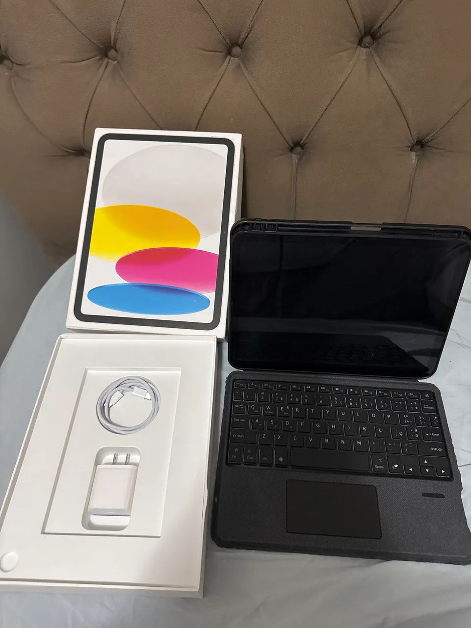 iPad 10 Geração 64 GB com teclado luminoso e capa; Bateria 100% de saúde - Foto 2