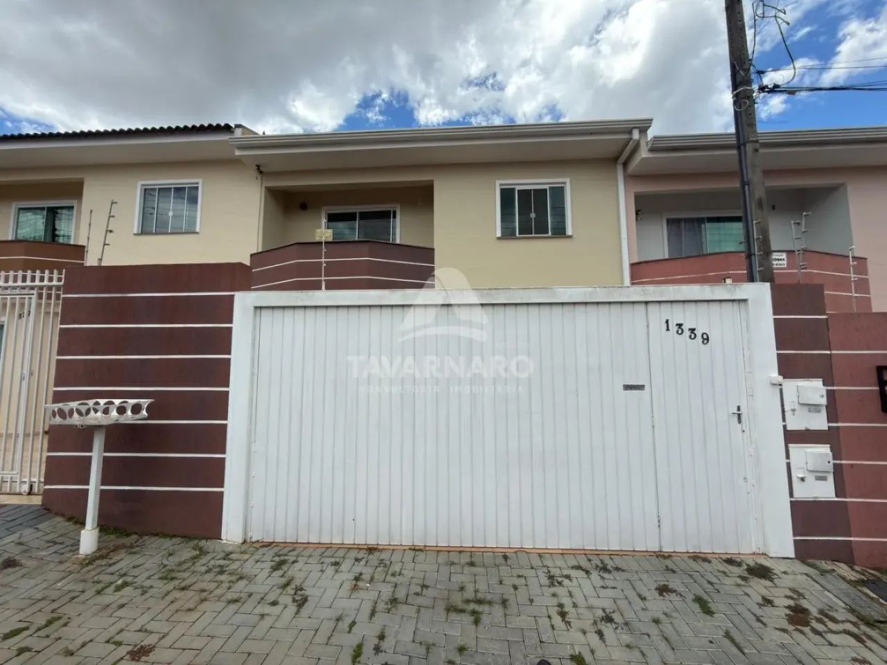 Sobrado Geminado em Ponta Grossa
