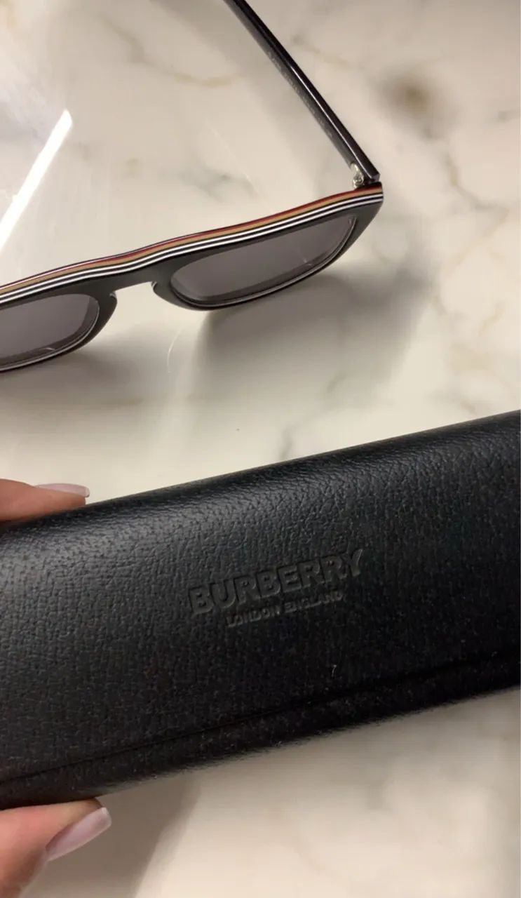 Óculos Burberry 