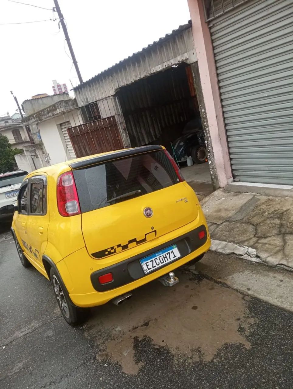 Fiat Uno Sporting 1.4 EVO Fire Flex 8V 4P 2012