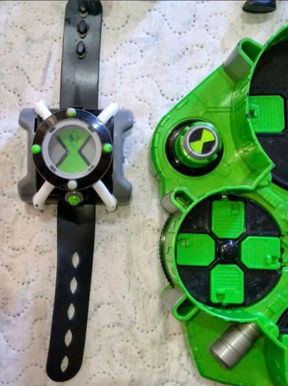 ITENS DE COLEÇÃO DO BEN 10, LEIA O ANÚNCIO  - Foto 3