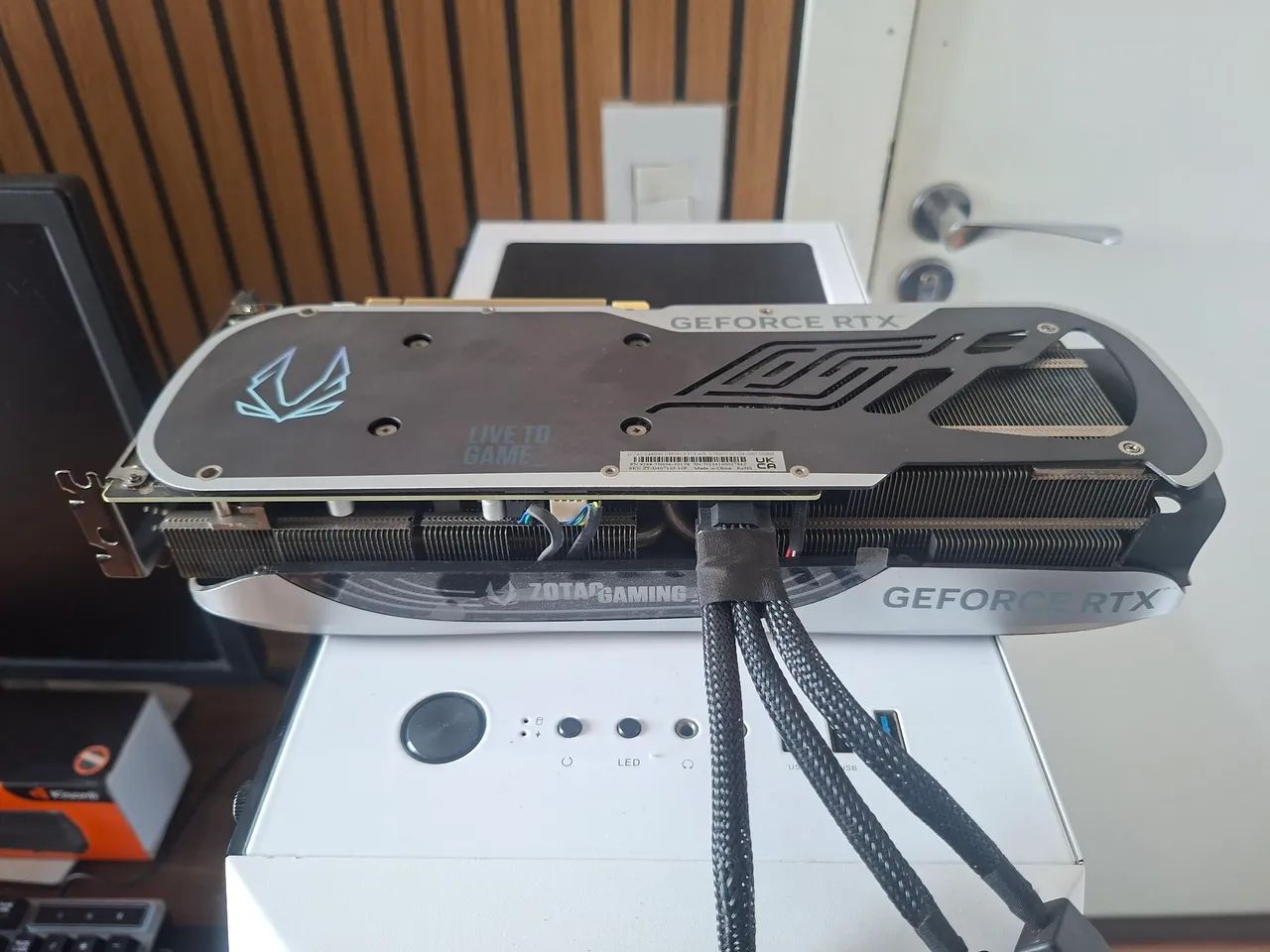 RTX 4070TI Zotac Gaming  - Foto 4