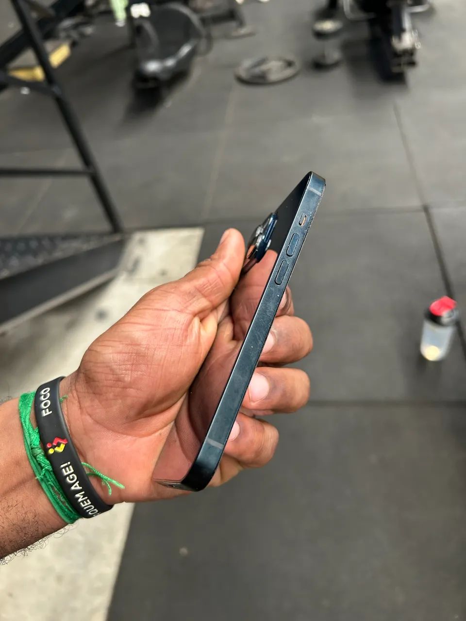 Vendo iPhone 14  - Foto 2