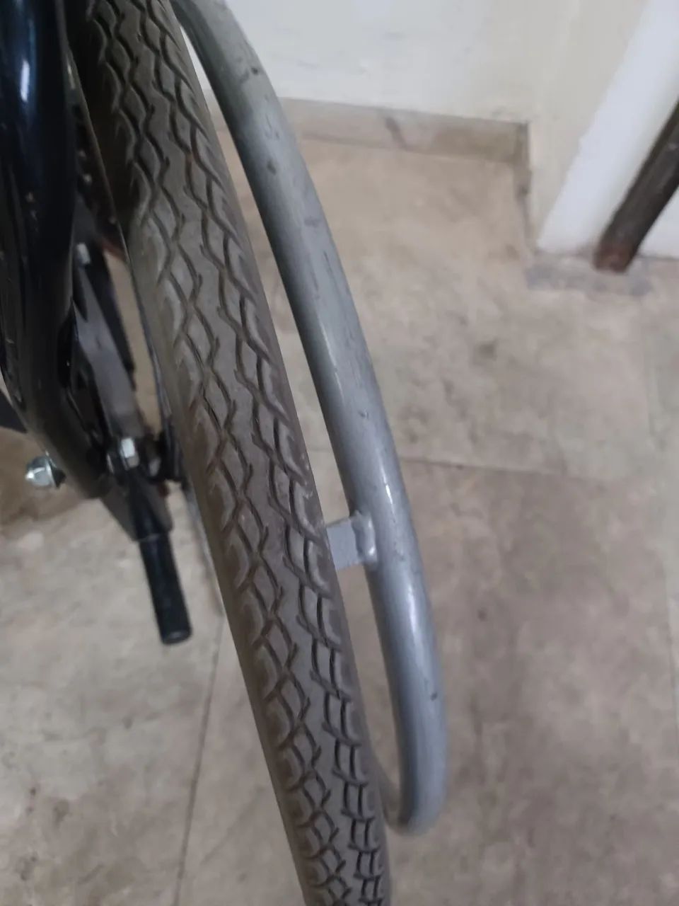 Cadeira de rodas dobravel  .349,00 - Foto 4