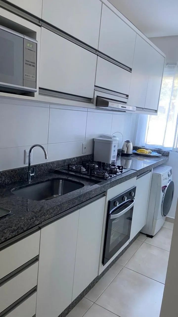 Apartamento na praia dos Ingleses 2 quartos semi mobiliado com 58m2 e garagem. - Foto 4