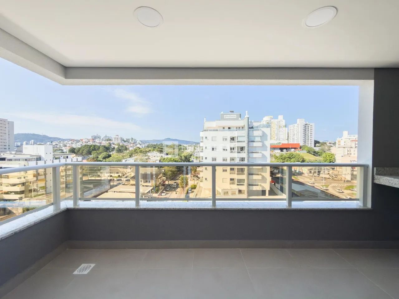 Apartamento 3 dormitórios em Estreito - Florianópolis - Foto 3