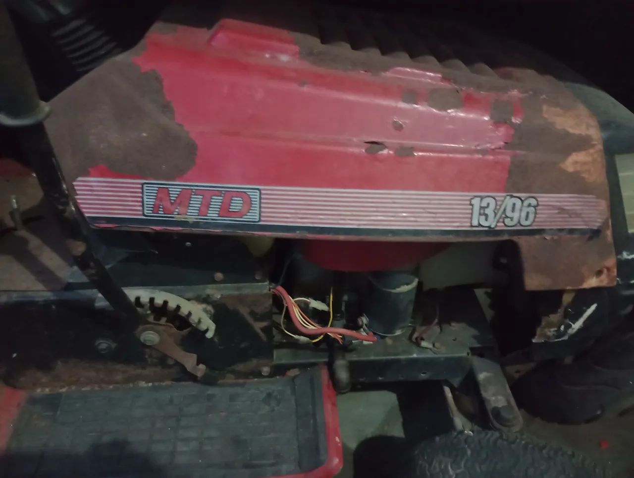 Vendo trator de cortar grama para reforma - Foto 3