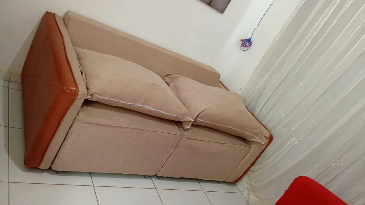 Vendo sofá de 2 lugares - Foto 3