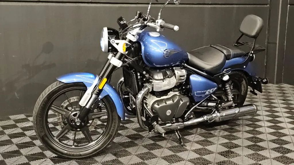 Super Meteor 650 Astral  - Foto 2
