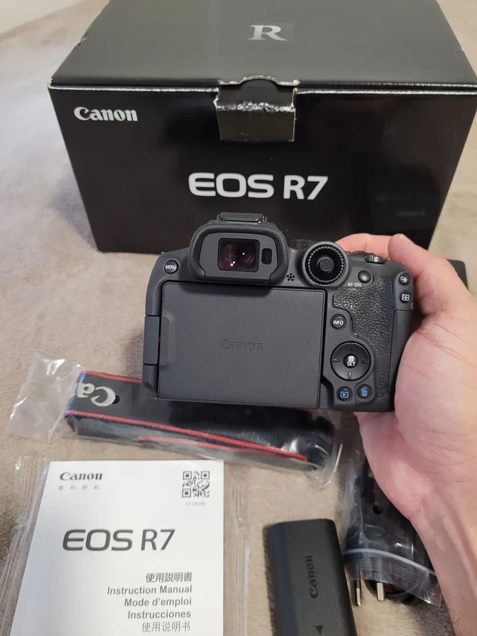 Canon EOS R7 Praticamente Nova!!! - Foto 3
