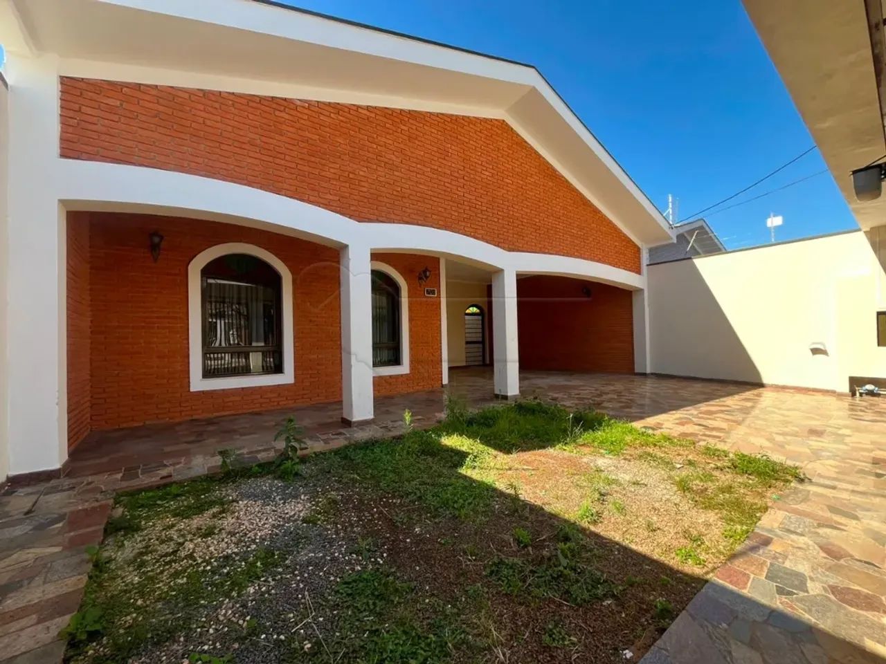 Casa residencial com 03 quartos no Vila Cristovam. - Foto 3