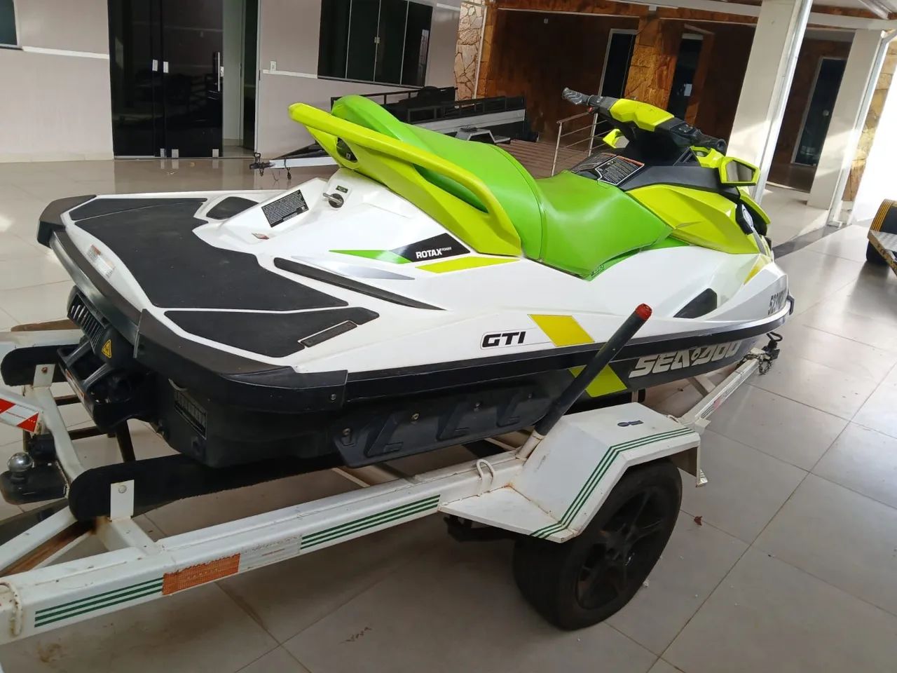 Jet Ski 90 HP - Foto 2