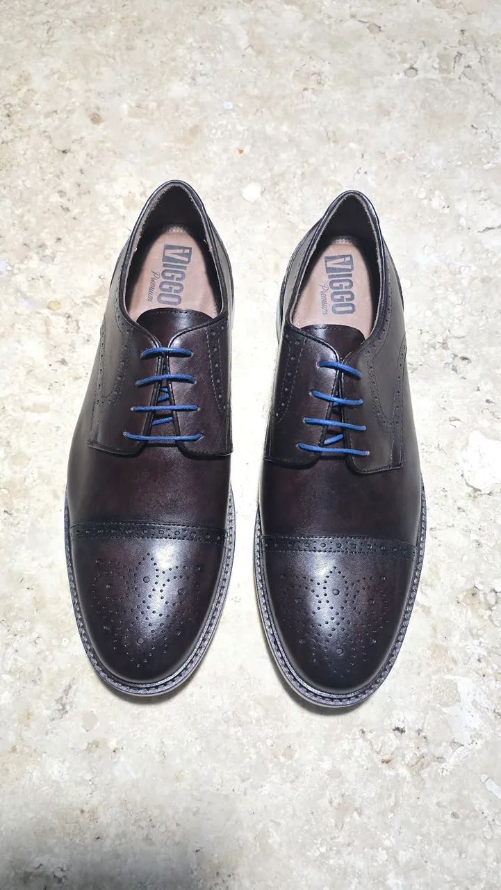 Sapatos de Couro