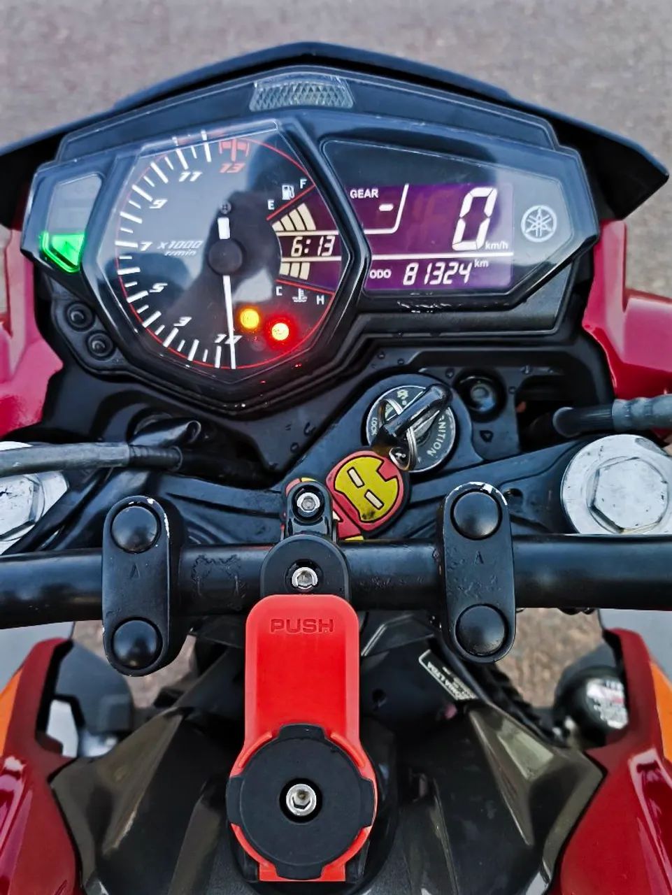 Yamaha MT 03  - Foto 4