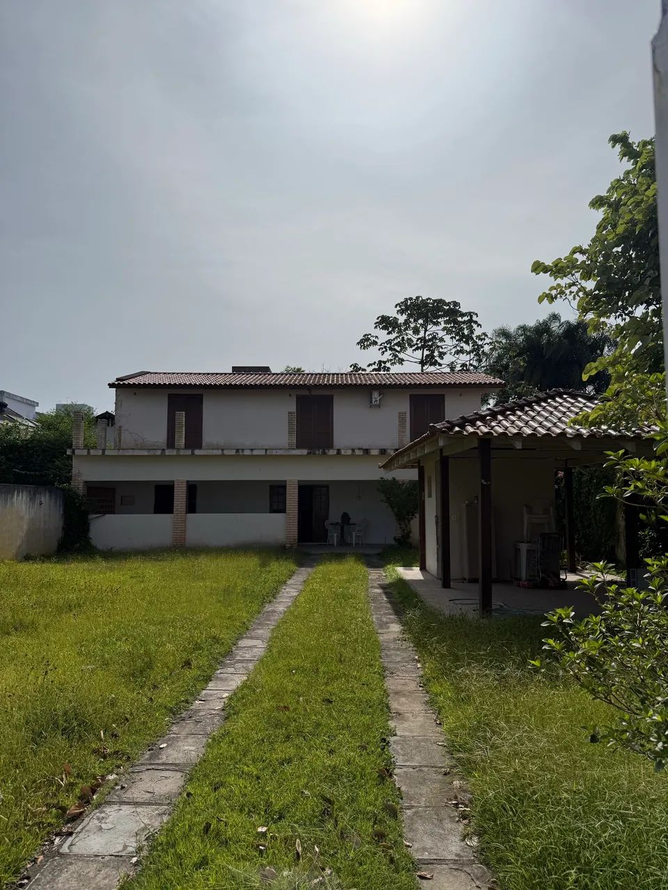 Vende-se Telhado, Madeiramento e Materiais no Geral (Casa para demolir)