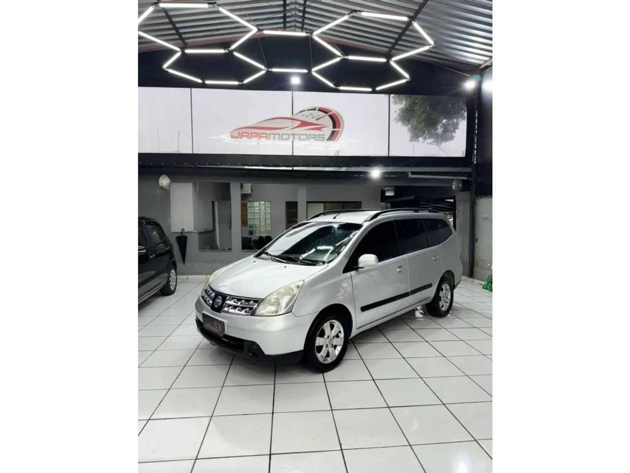 Nissan Grand Livina Livina 1.8 S 16V 2011/2012 2011 2011
