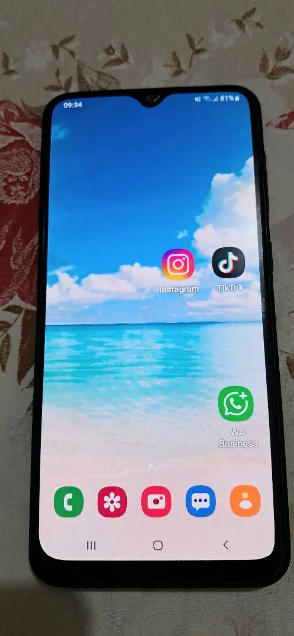 Samsung A20