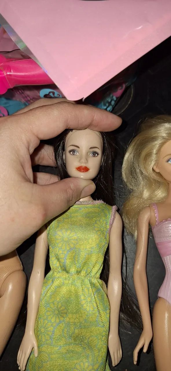 Lote de barbies e acessórios  - Foto 3