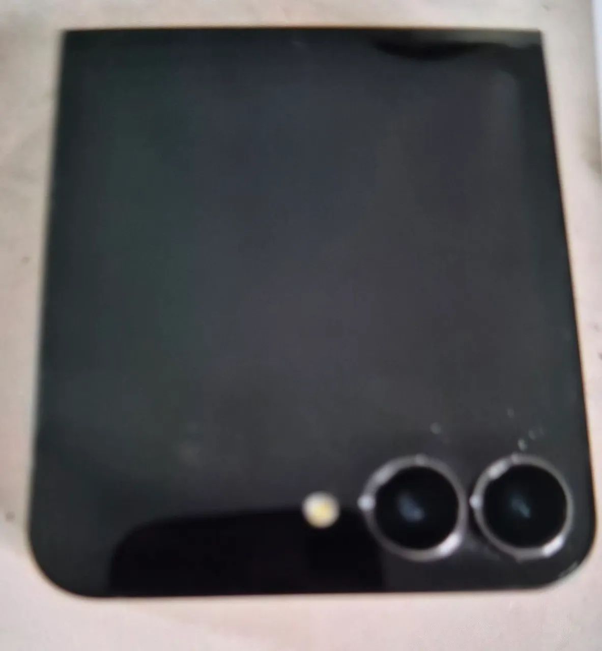 Celular Samsung flip7 FE preto
