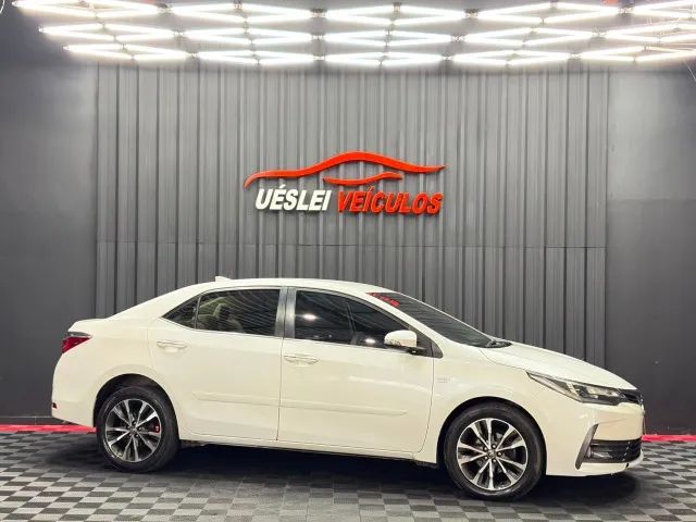Toyota Corolla Altis 2.0 Flex 16V Aut. 2018 - Foto 3