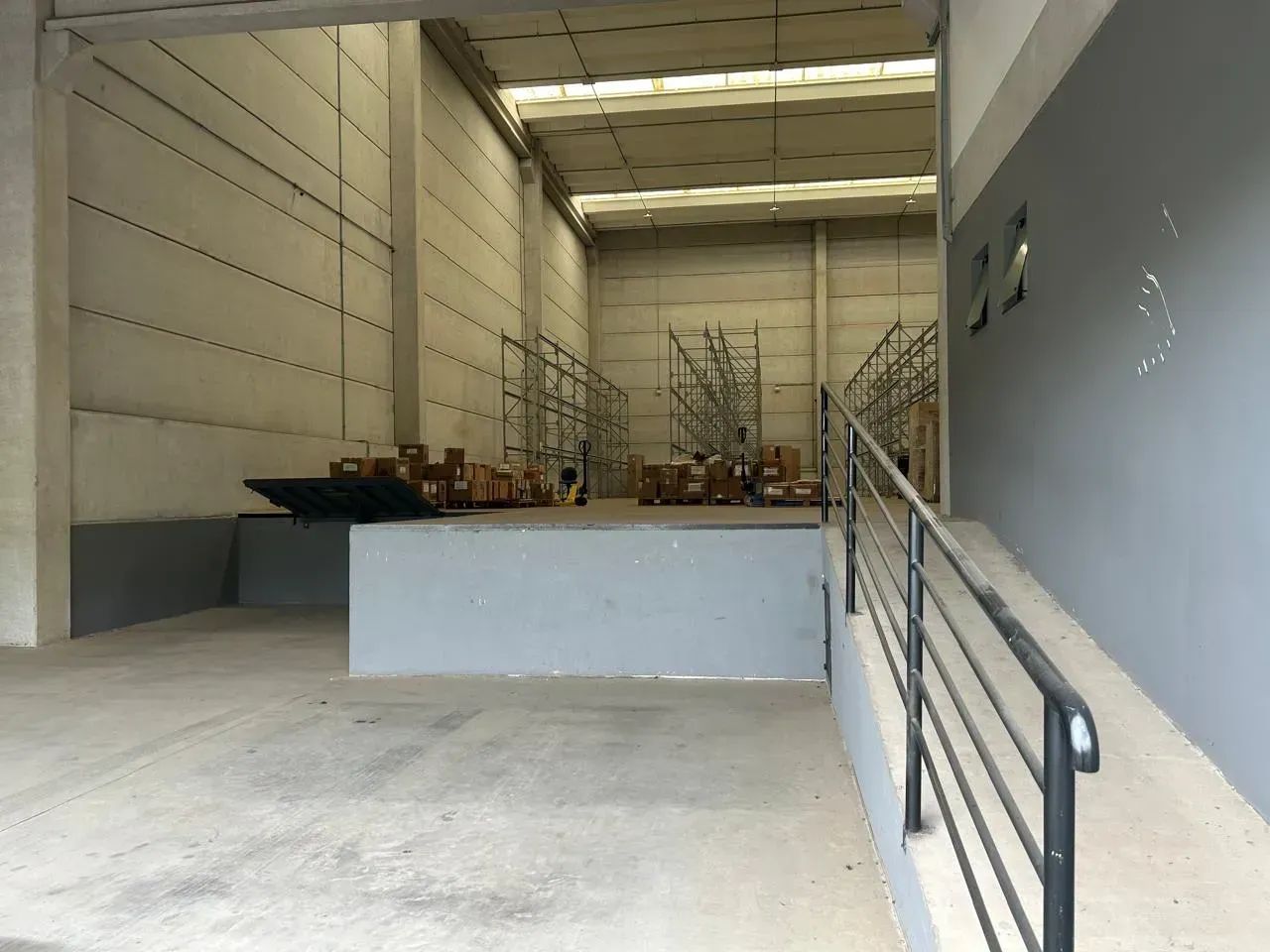 Casa para aluguel tem 1350 metros quadrados em Parque Industrial San José - Cotia - São Pa - Foto 6