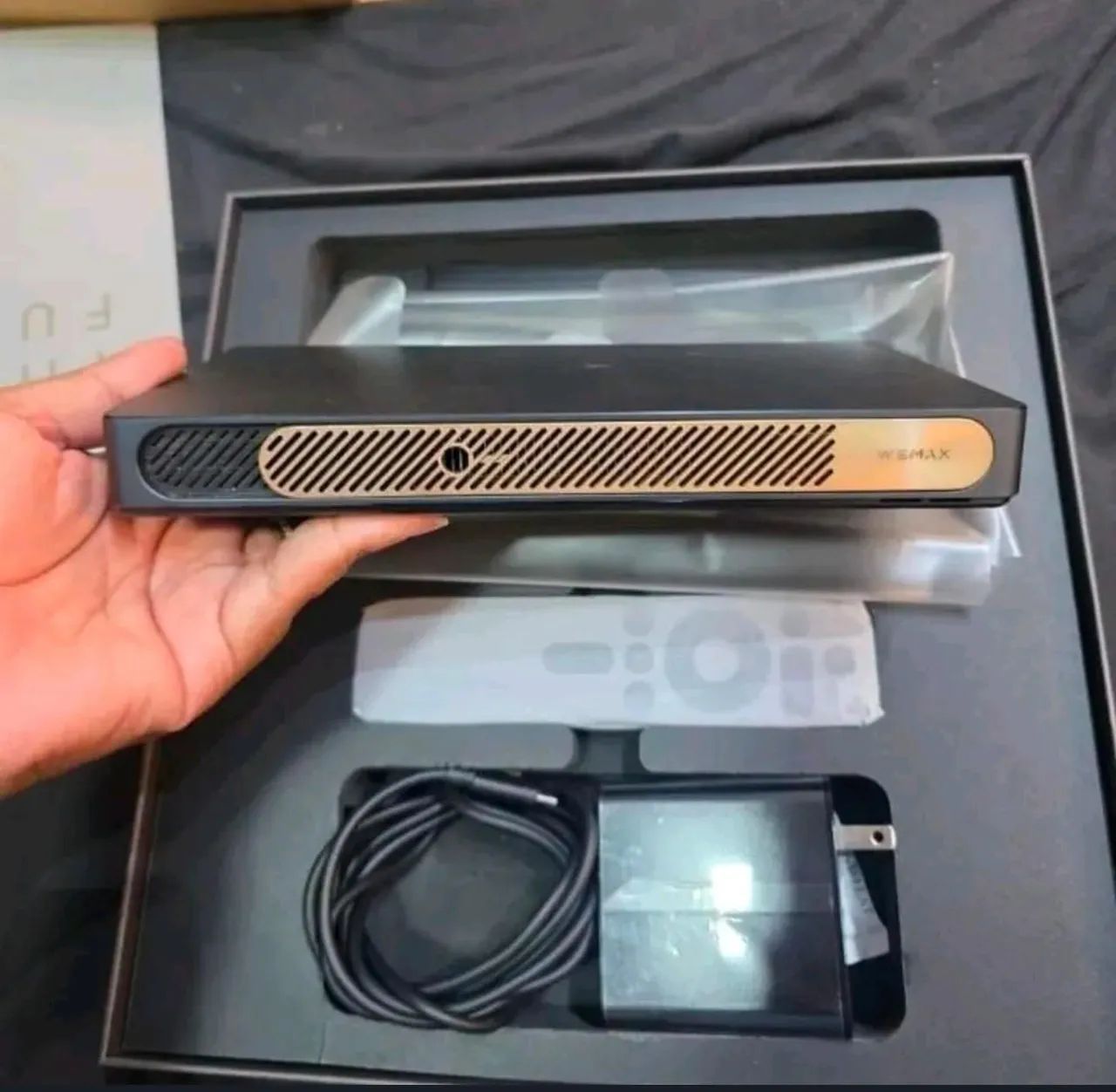 Projetor laser WeMax Go Advanced