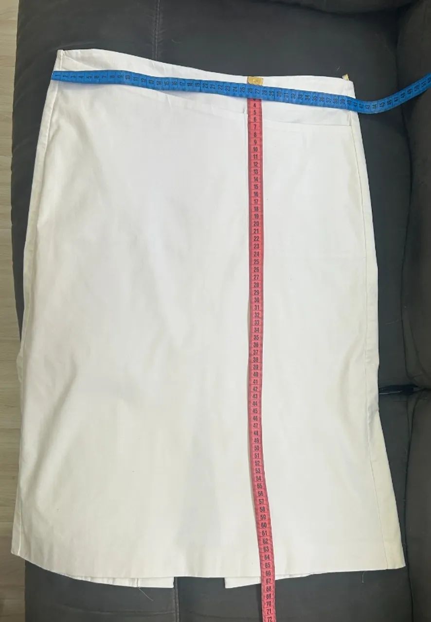 Saia midi Cori 42 Branca tipo lápis com lycra - Foto 3
