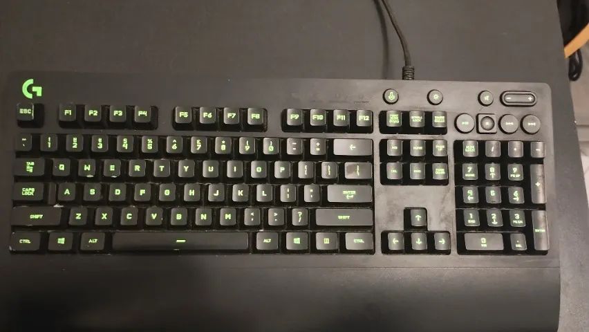 Teclado gamer logitech G213 - Foto 3