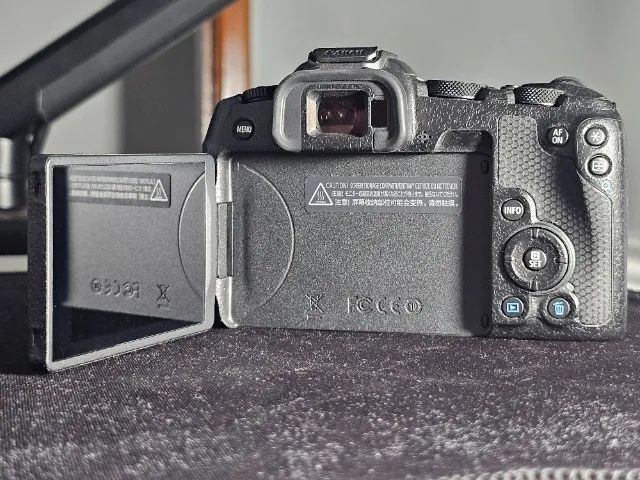 canon R8 - Foto 4
