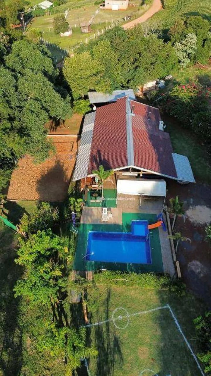 Ampla casa com piscina em condominio de Chácara. - Foto 5