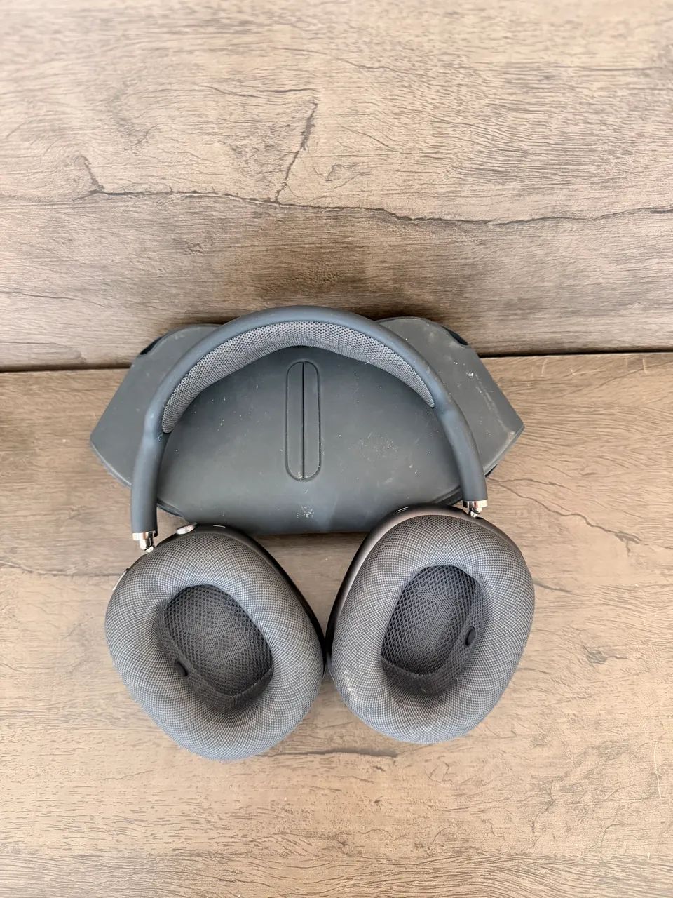 Apple AirPods Max na cor Cinza Espacial - Fones de Ouvido