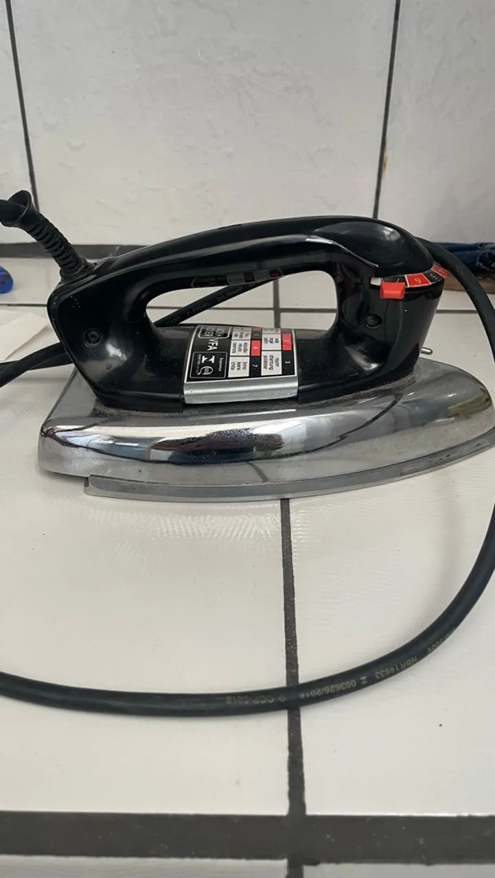 Ferro de passar black Decker 
