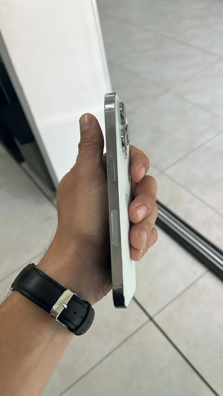 iPhone 14 PRO - Foto 2