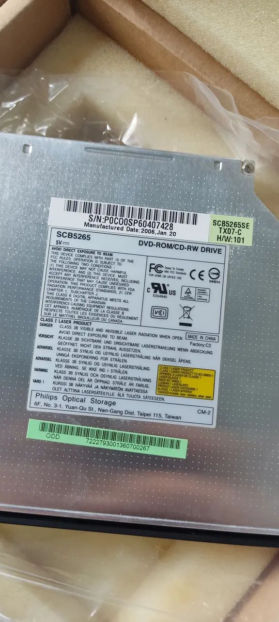 VENDO - "DOIS" LEITORES "NOVOS" De CDRW/DVD - Notebook Philips - SCB5265 - R$ 20,00