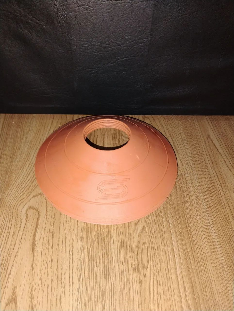 Cone e Mini Cone de treino.